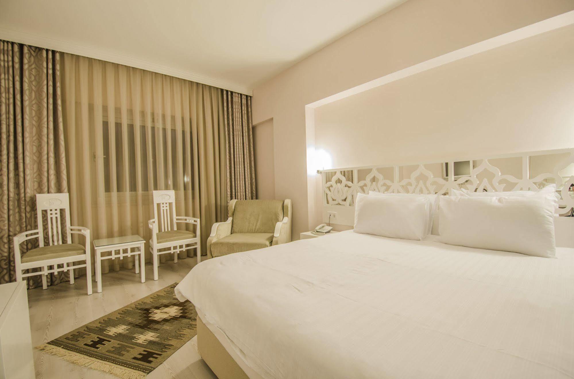 Cimenoglu Hotel Denizli  Zewnętrze zdjęcie